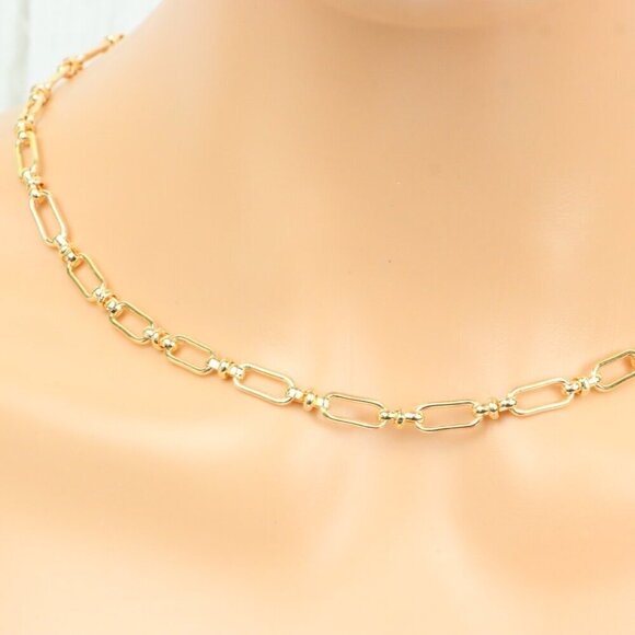 "Minimalist & Elegant Necklace Chain – Perfect for Women & Girls | UNVRC1582 - Picture 8 of 10